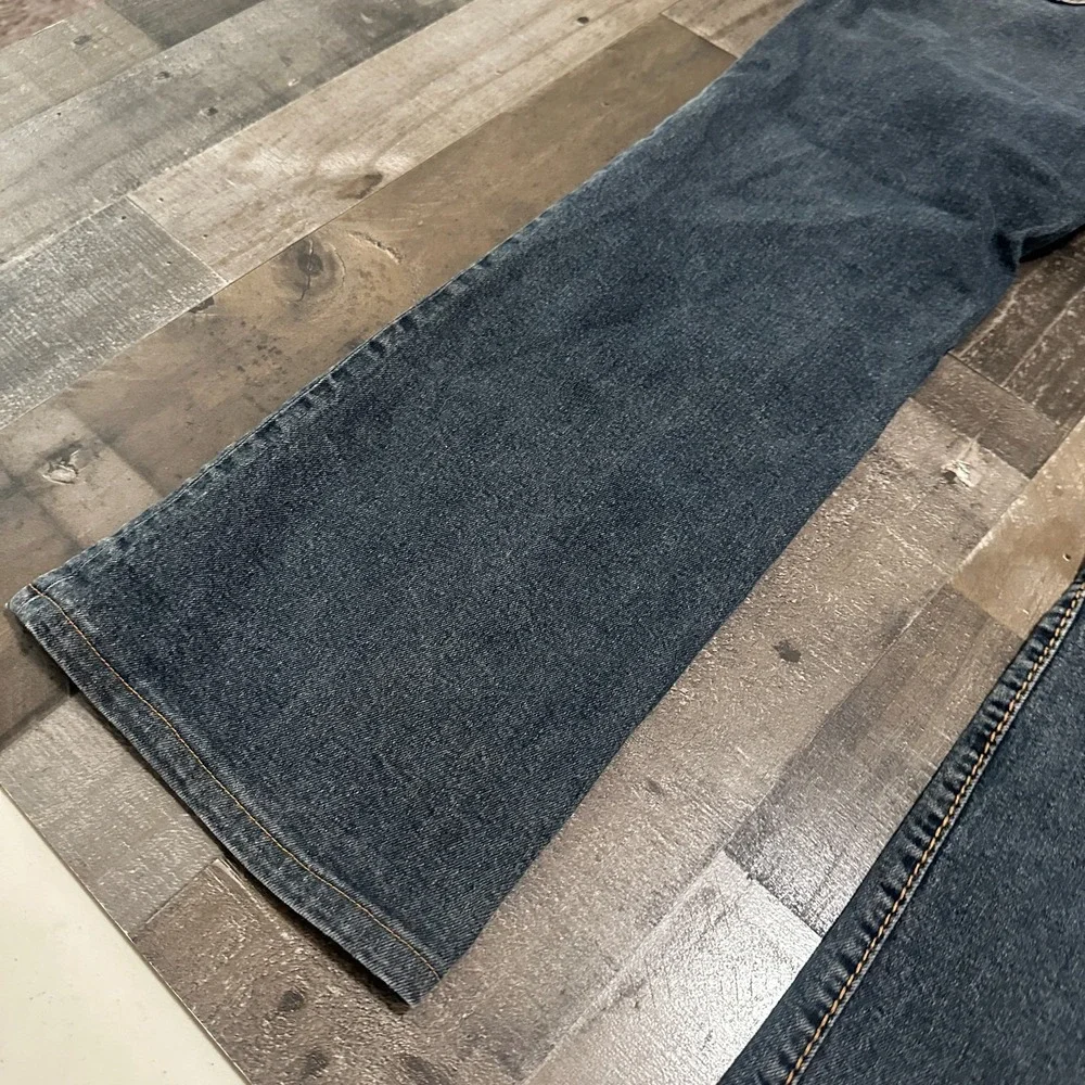 True Religion Jeans Men 36x31 Blue Medium Wash Billy Relaxed Bootcut Logo